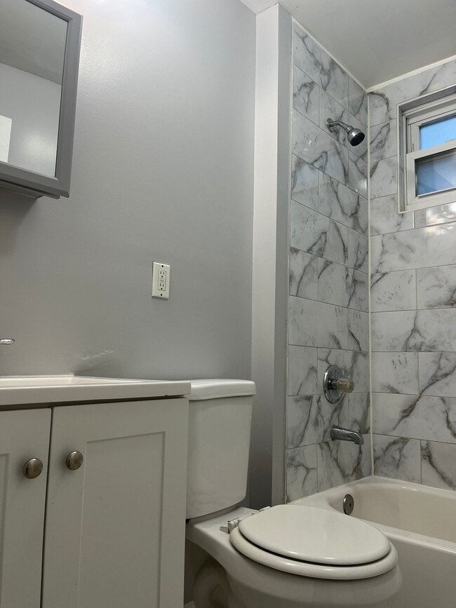 Photo - 220 Dwight St Unit 1