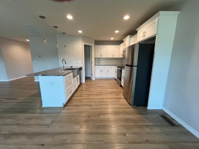 Photo - Beautiful Nearly New 3 Bed Home In Willard School District