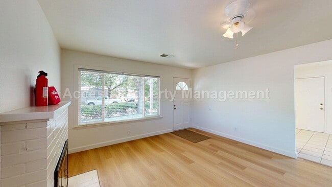 Photo - 1909 Freida Ct