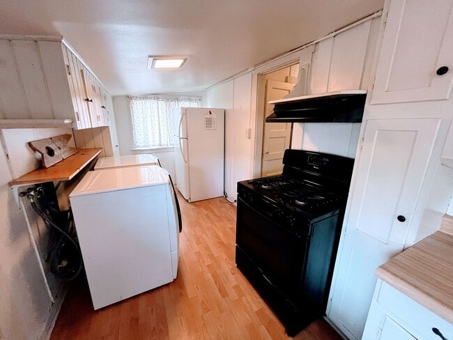 Photo - Adorable 2BR / 1BA House in North Pacific Beach