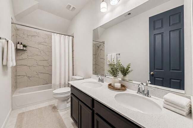 Photo - 2107 Brooke Avery Dr