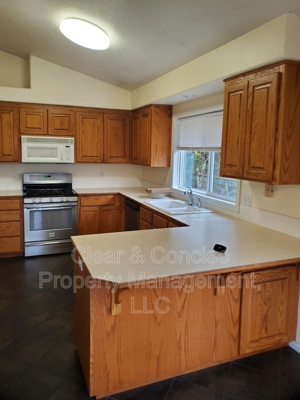 Photo - 3611 Berkshire St