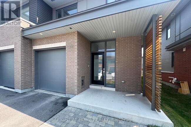 Photo - 312 Wigwas St