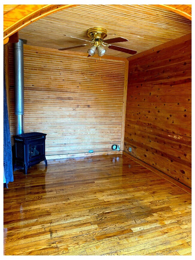 Photo - 416 S Leroux St