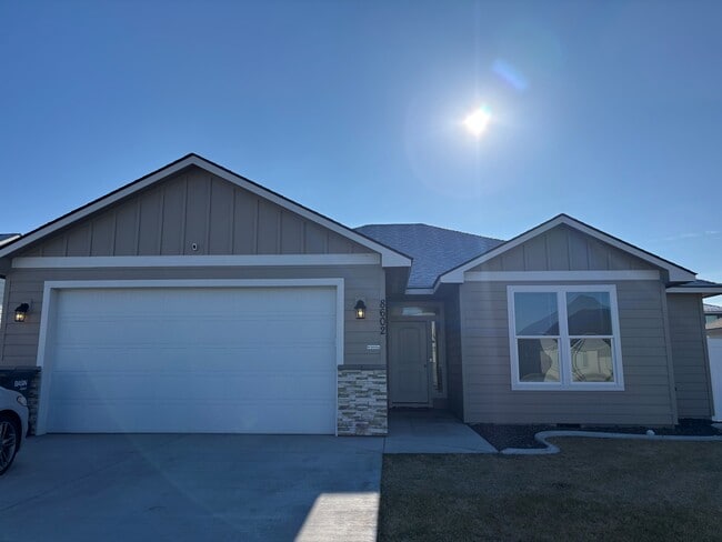 Building Photo - 8602 Ashen Dr