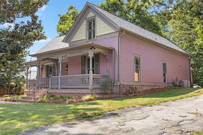 Photo - 479 W Park St