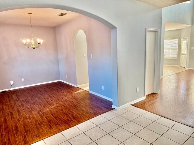 Photo - 6537 Canyon Mist Ln