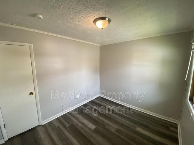 Photo - 201 N Irving Ave Unit D