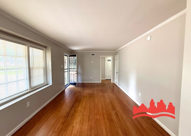 Photo - 4801 Dianne Dr