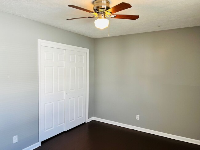 Photo - Updated 2 Bedroom Near Downtown Junction City