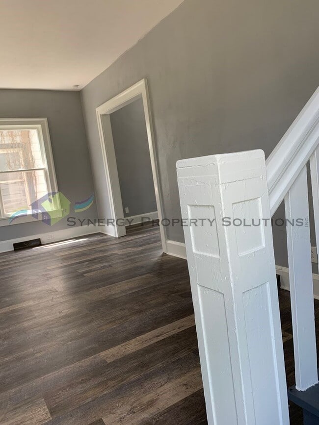 Photo - 3 Bedroom Available 4/17/2026