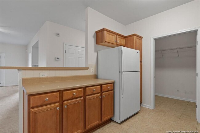Photo - 635 Marshtree Ln