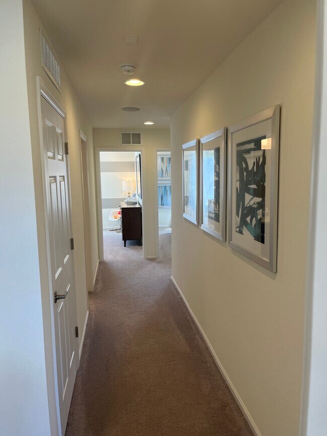 Photo - 6529 N Dunkirk St