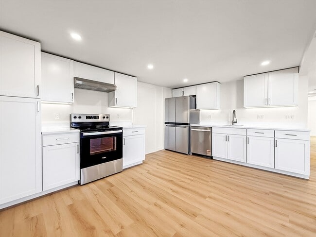Photo - 204 Endicott Ave Unit 2