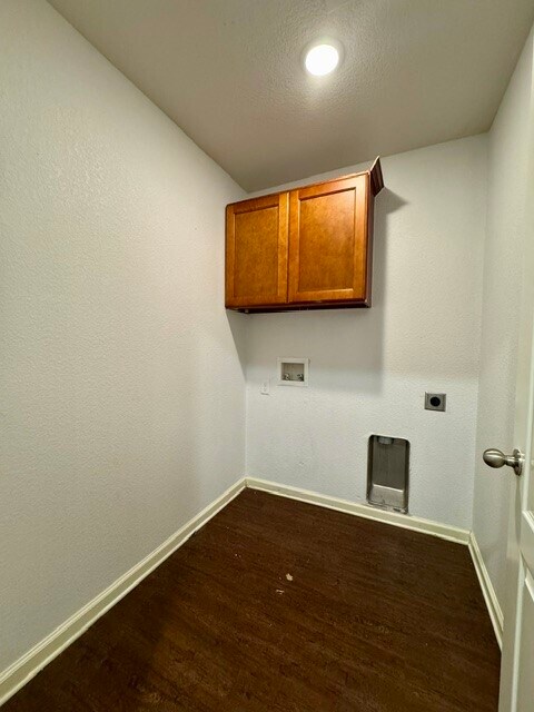 Photo - 508 Eagle Dr NE