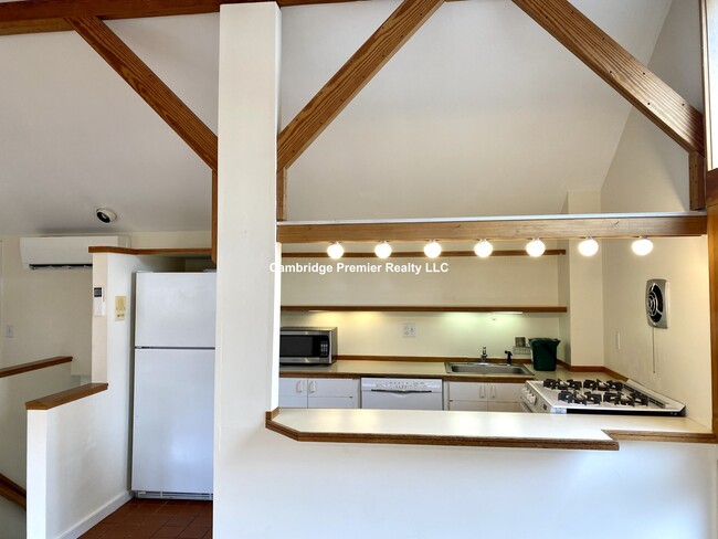 Photo - 90 Putnam Ave Unit 4