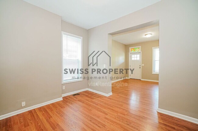 Photo - 392 N Garfield Ave