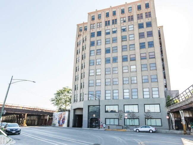 Photo - 1550 S Blue Island Ave Condo Unit 611