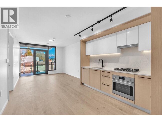 Photo - 5189 Earles St Unit 357