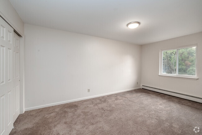 3BR, 1.5BA - 1,395SF - Second Bedroom