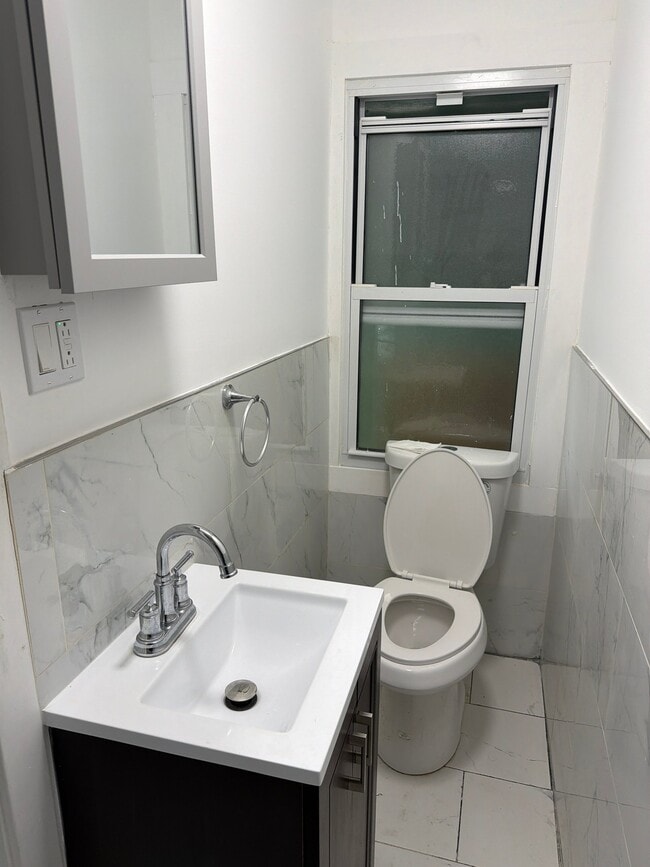 748 Maple St Unidad 3
