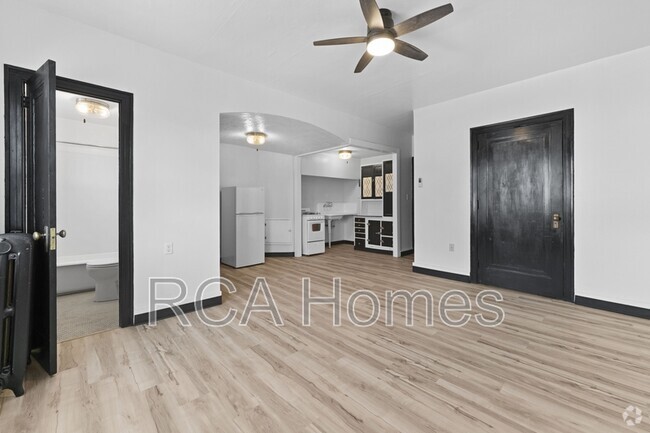 Building Photo - 37 West St Clair Street Rental
