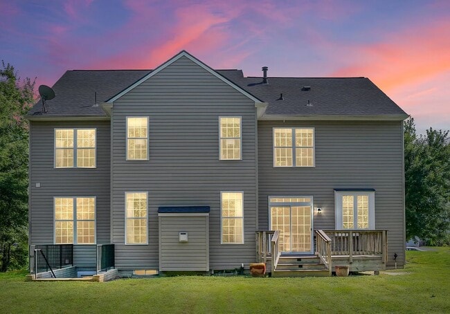 Photo - COMING SOON : Executive Colonial Estate in King George’s Chatham Village