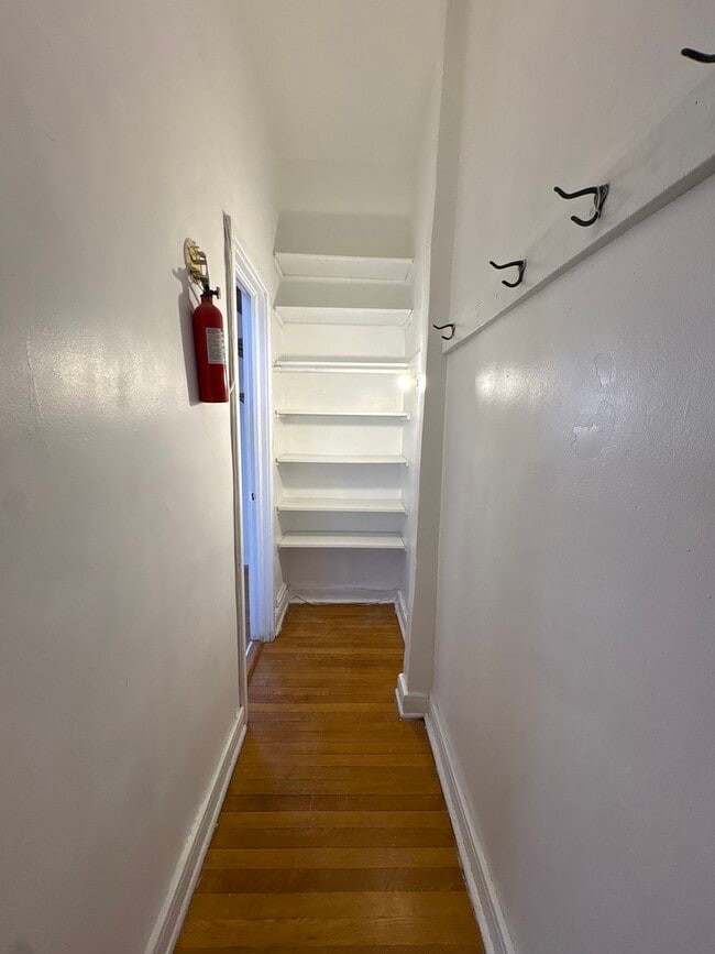 Photo - 5132 S Blackstone Ave Unit 2M