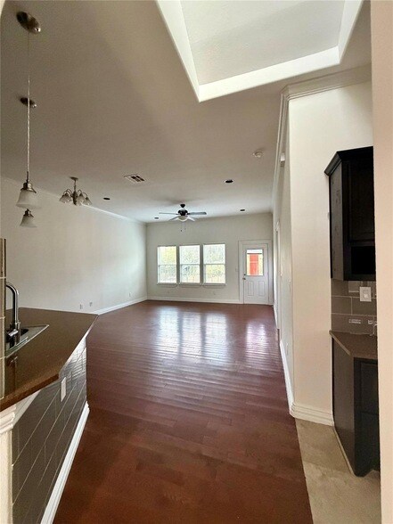 Photo - 398 Mesa Dr Unidad D