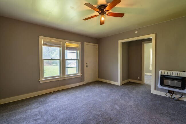 Photo - West Tulsa 2 Bedroom Home! Available Mid-N...