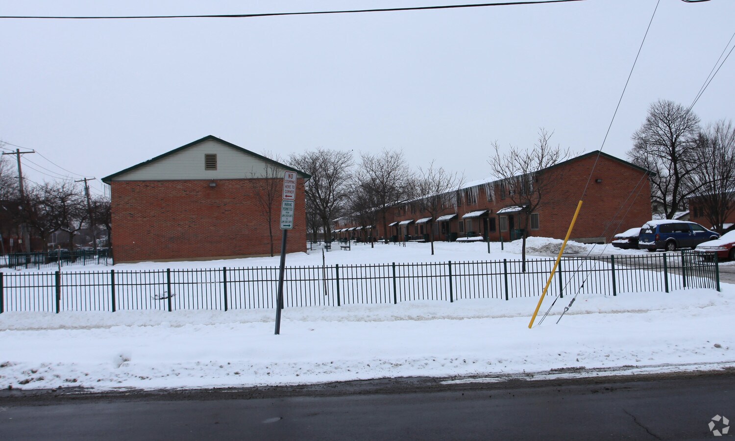 Photo - James Geddes High Rises and Row Houses
