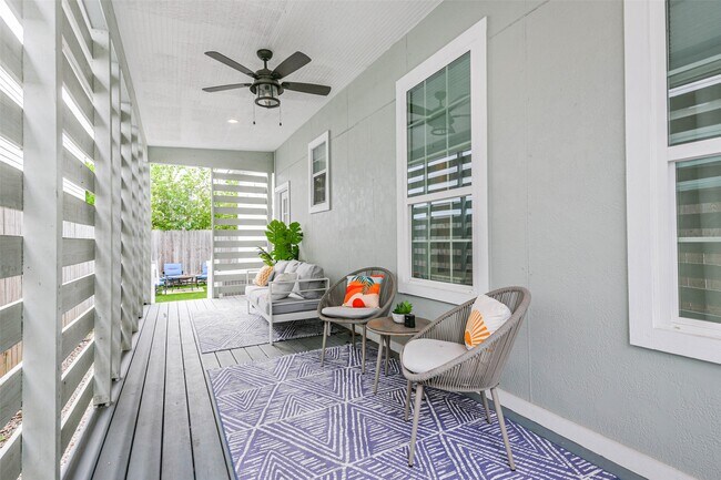 Photo - 213 N Hutcheson St