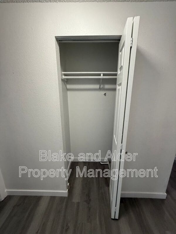 Photo - 3865 NE 152nd Ave