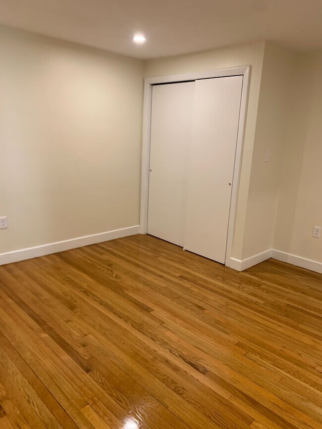 Photo - 314 Tappan St