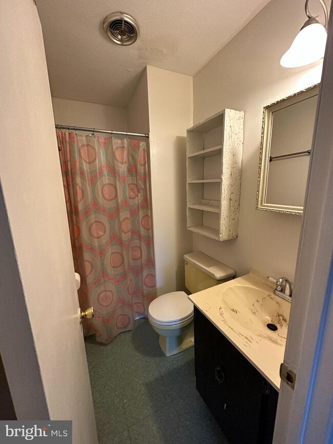 Photo - 8467 Ivy Glen Ct