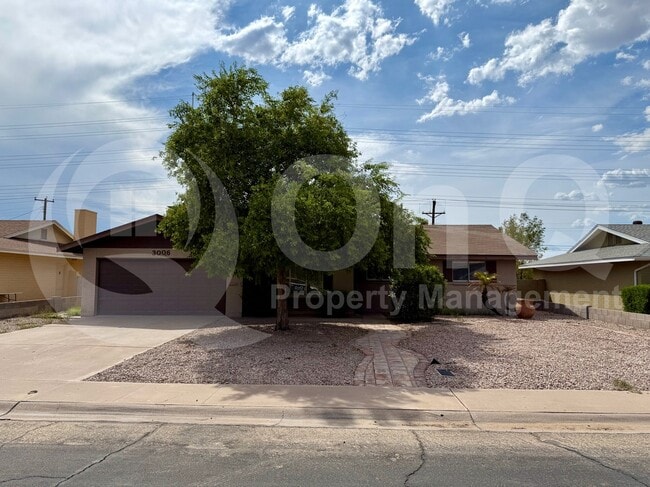 Building Photo - 3006 S Dromedary Dr Rental