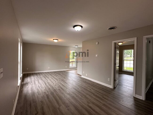 Photo - 12910 S Cline Ave Unit Apt C