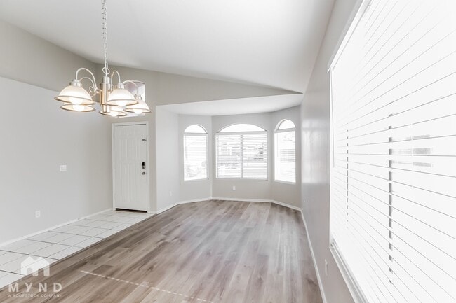 Photo - 1045 W Todd Dr