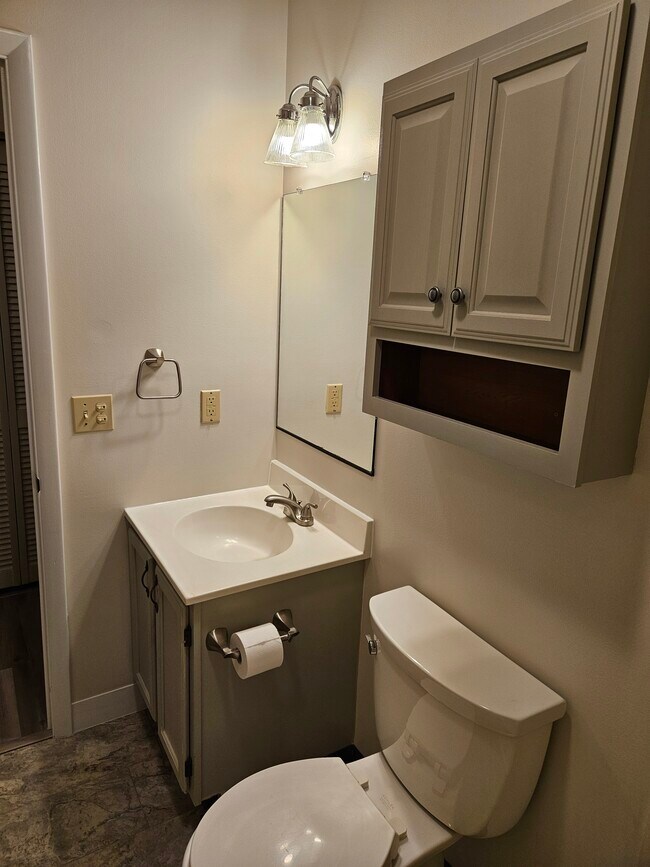 Bathroom vanity - 1730 College Ave Unit Apt. D