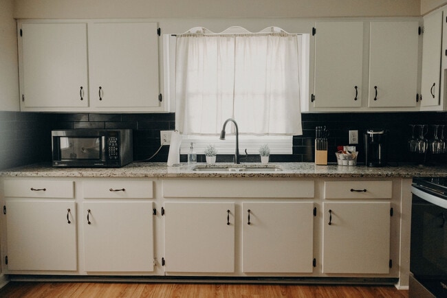 Photo - 108 Sunview Ave