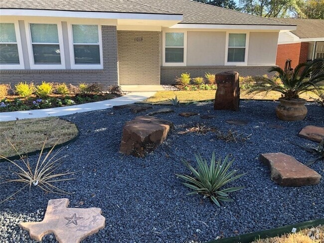 Building Photo - 1618 Longacre Dr Rental