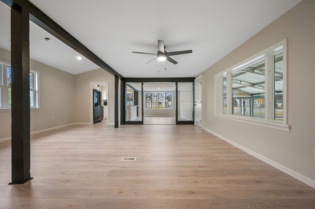 Photo - 2891 Kenton Rd