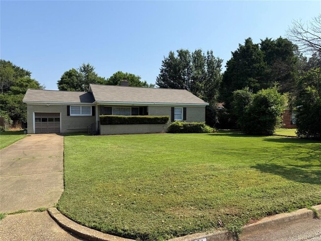 Photo - 2781 Ashley Ave