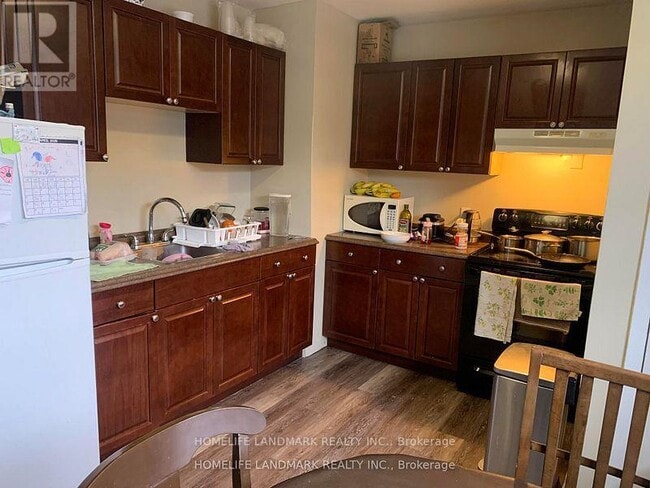 Photo - 145 Tulloch Dr