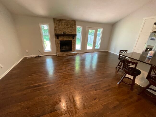 Photo - 7604 NW 76 Way