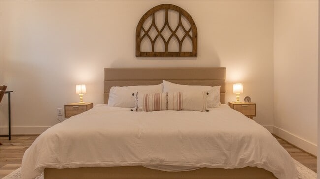 Building Photo - 3824 Fulton St Unit 102