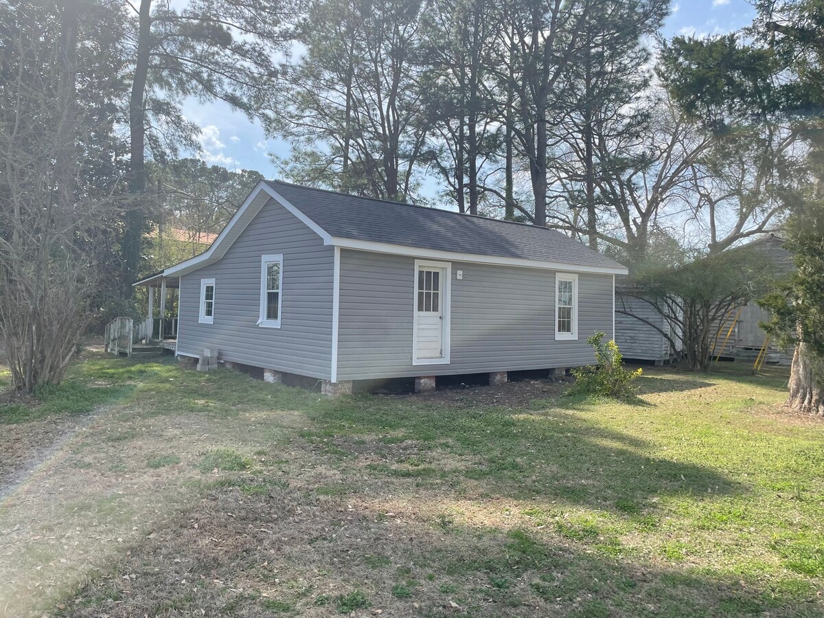 Photo - 60 Carr Farm Rd