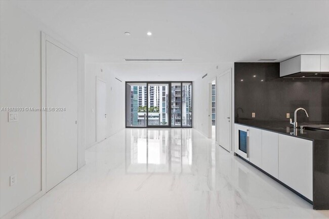 Photo - 300 Biscayne Blvd Way Condo Unit 4609