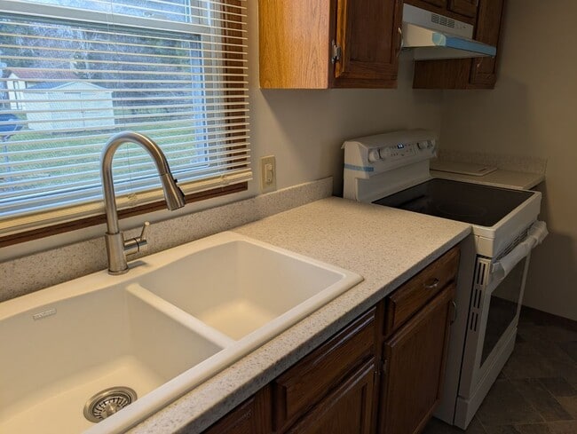 Photo - 1331 Borden Rd