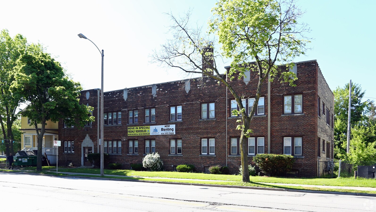 Photo - 2309 W National Ave Apartments